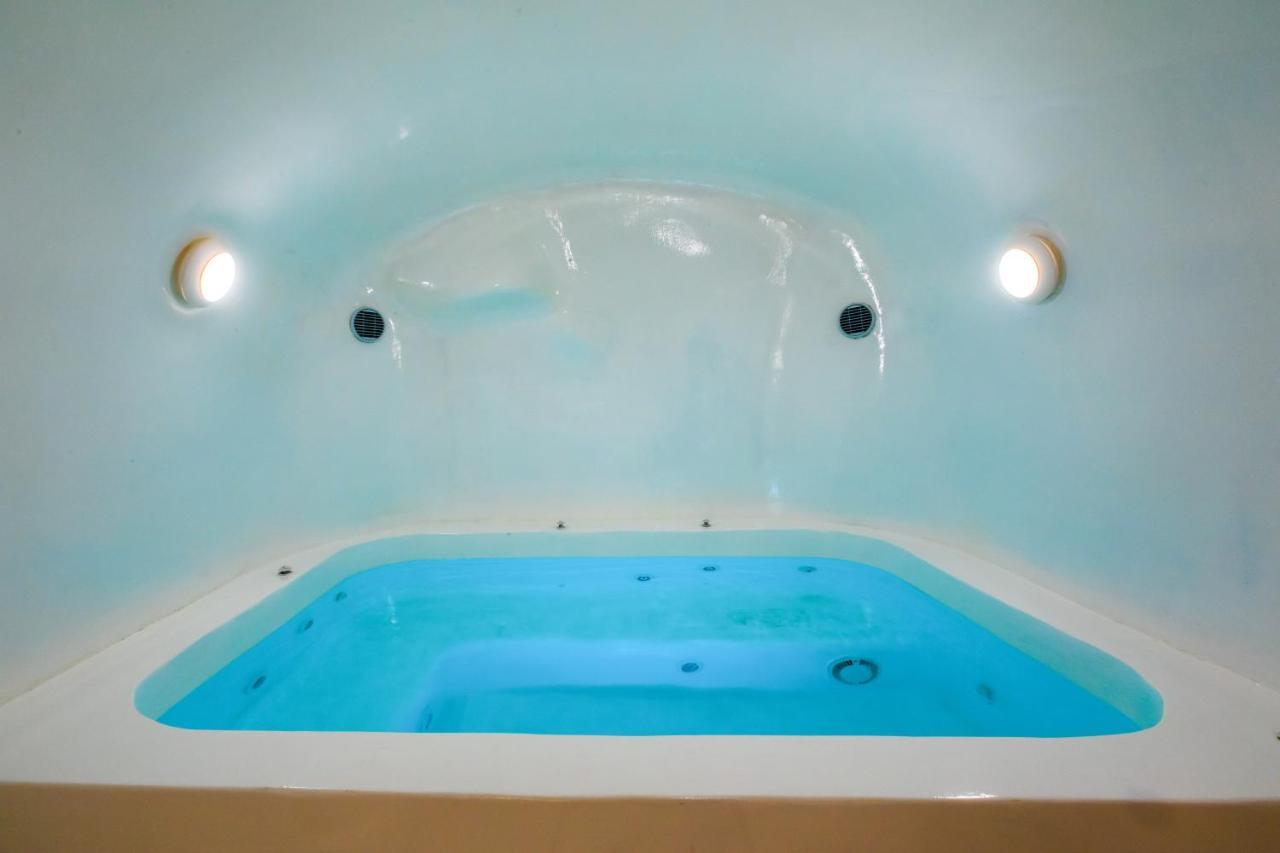Santorini Delux (Adults Only) Βίλα Ημεροβίγλι Εξωτερικό φωτογραφία